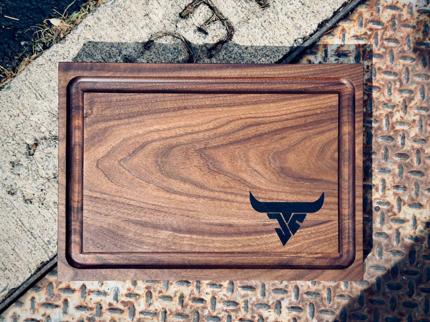 Custom Charcuterie & Cutting Boards – Handcrafted to Order