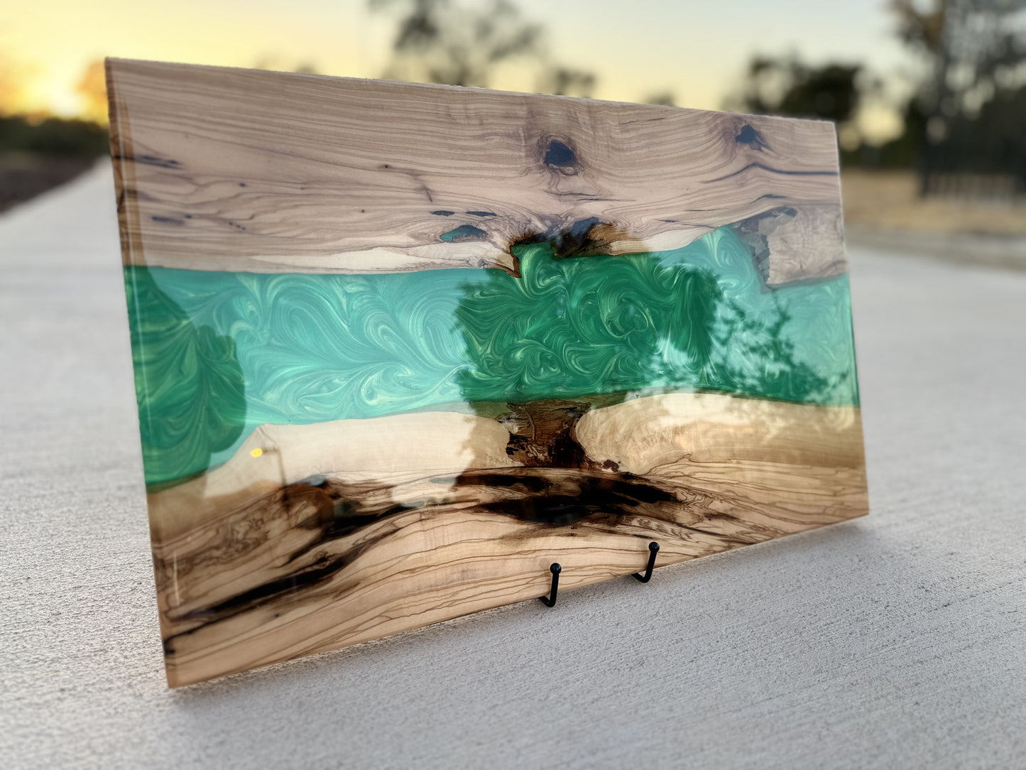 Turkish Olivewood Emerald River Board – Flood Coat Mirror Finish
