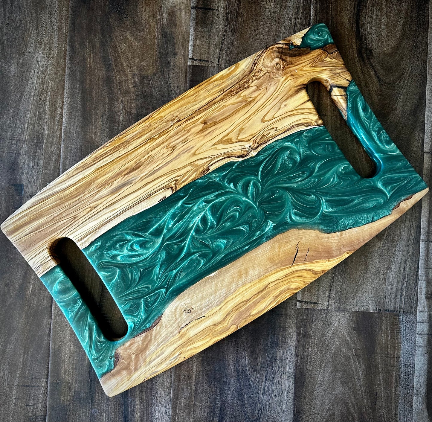 Turkish Olivewood Emerald River Charcuterie Board